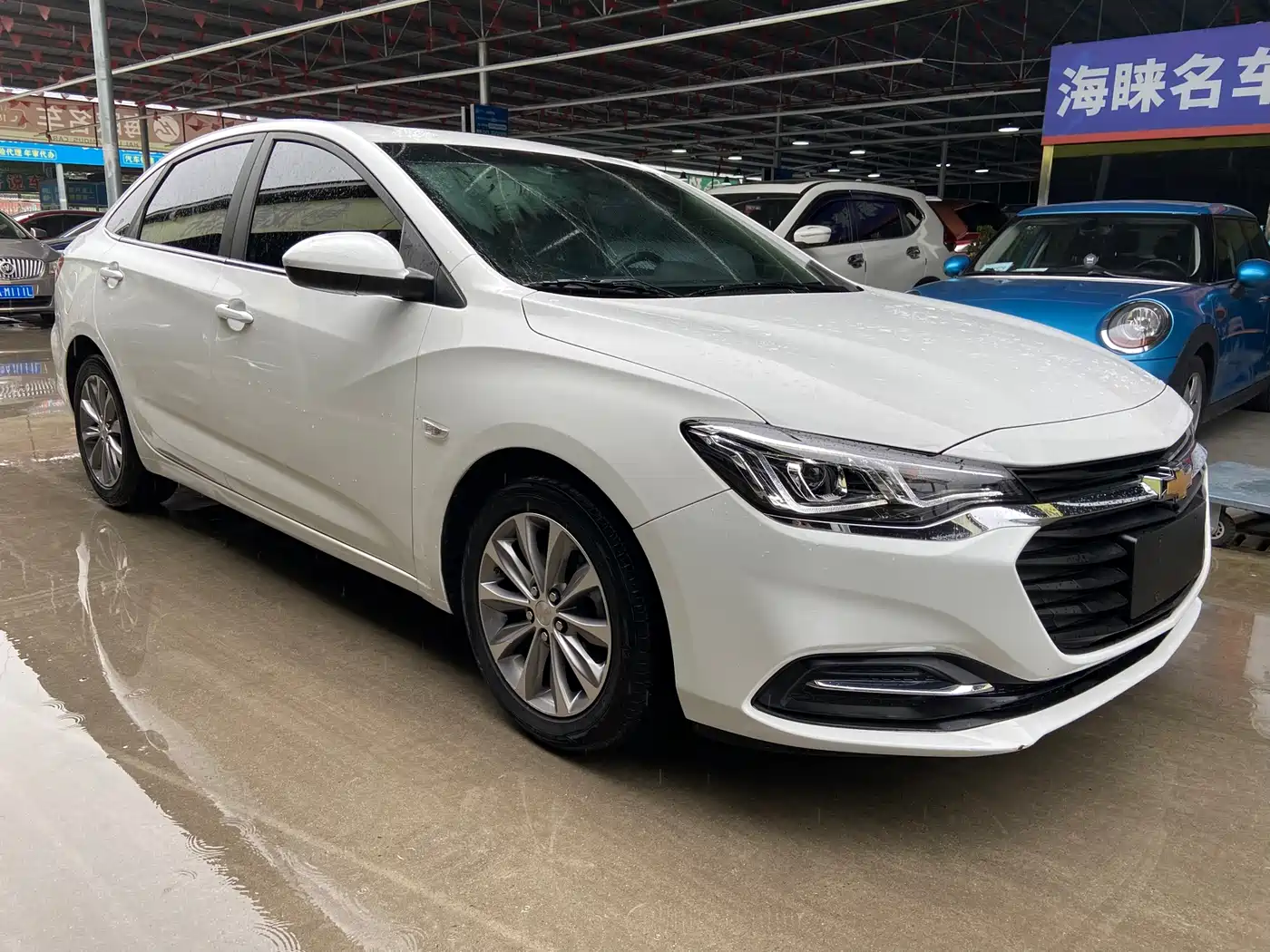 CHEVROLET CRUZE