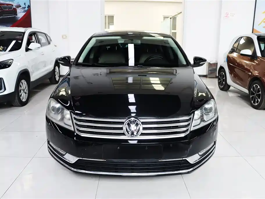 Volkswagen Magotan 2013 1.8TSI Luxury фото 2