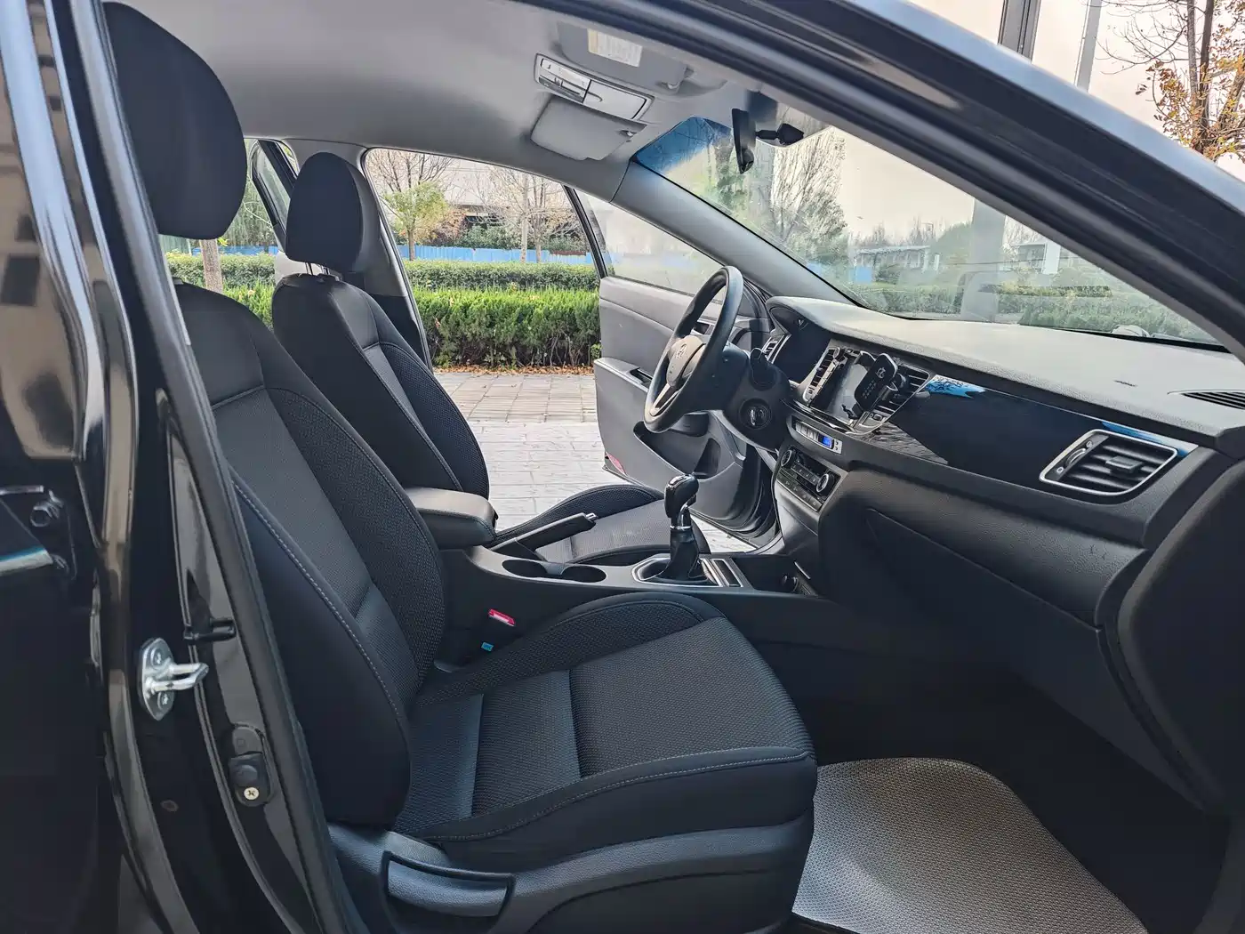 Hyundai Mistra 2014 1.8L Manual Comfort GL фото 12