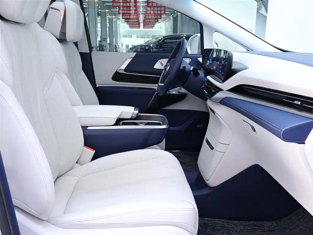 Buick Century 2024 2023 2.0T 7-Seater World Edition