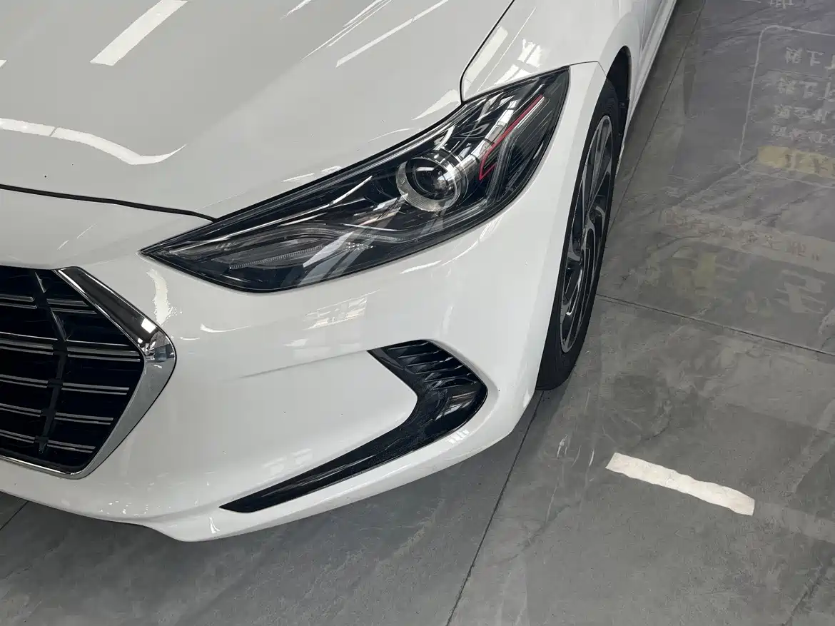 Hyundai Elantra 2020 1.4T DCT Dynamic·Vitality фото 4