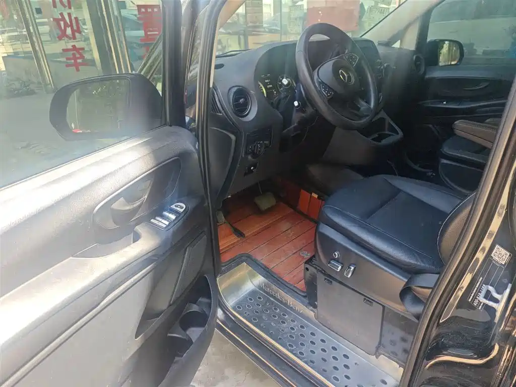 Mercedes-Benz Vito 2018 2.0T Elite Edition 7-seater China VI фото 16