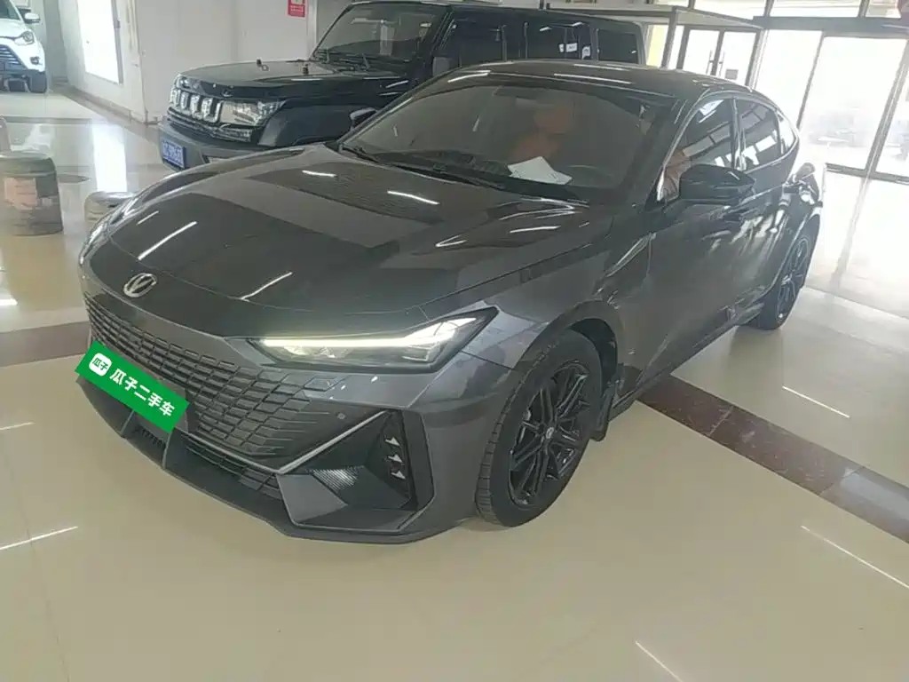 Changan UNI-V iDD 2023 2023 ZhiDian iDD 1.5T 113km Smart Fun Edition