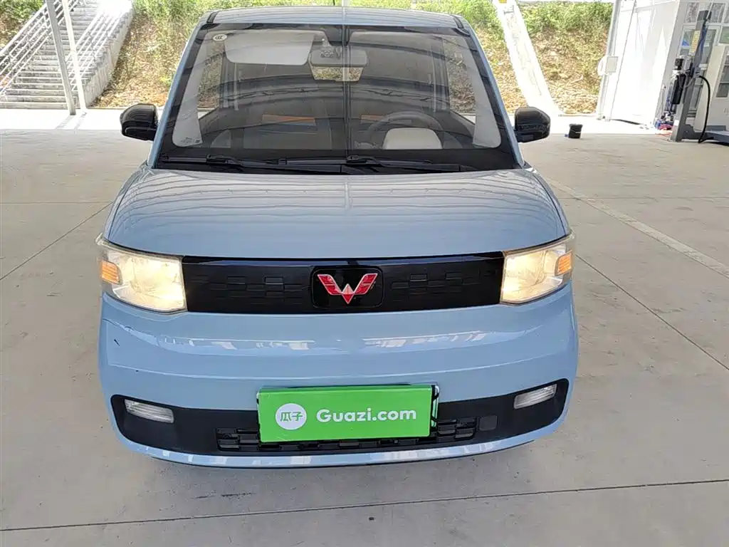 WULING AUTOMOBILE HONGGUANG MINIEV