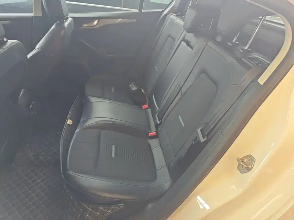 Ford Focus Active 2019 2020 EcoBoost 180 Auto Trendy Edition
