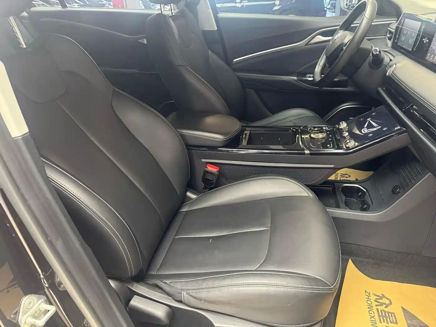 NEZHA AUTOMOBILE NEZHA U