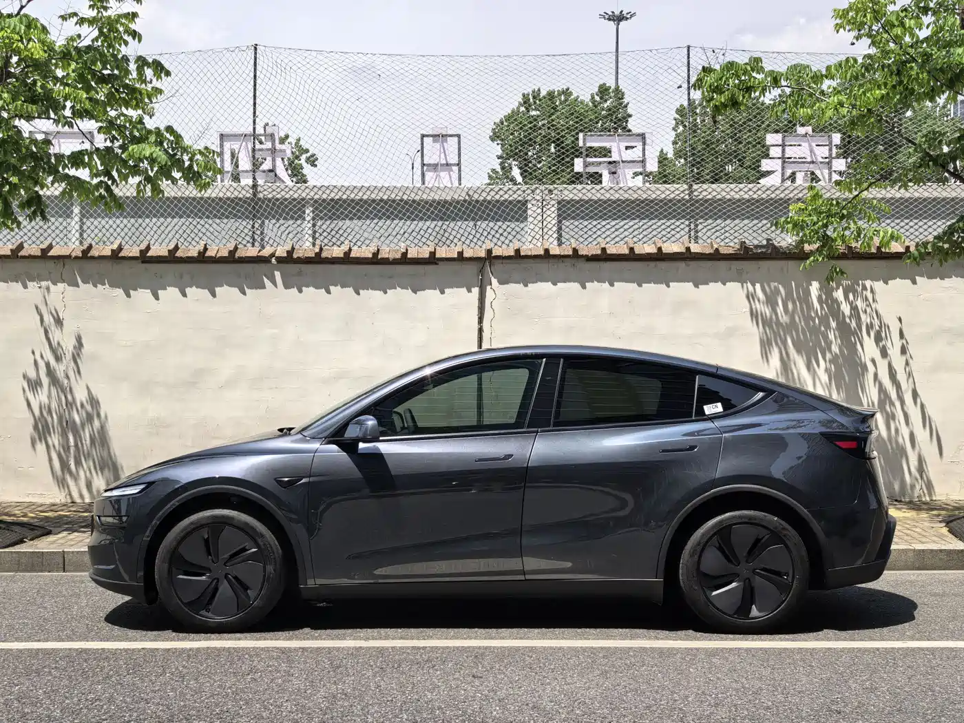 Tesla Model Y 2026 Rear-Wheel Drive фото 3
