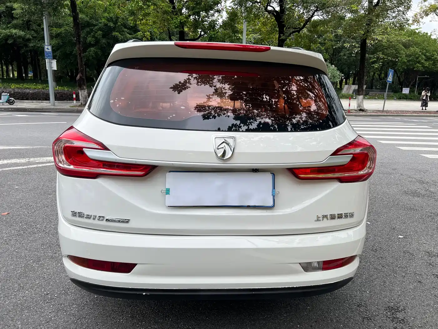 Baojun 310W 2018 2017 1.5L Manual Comfort China V