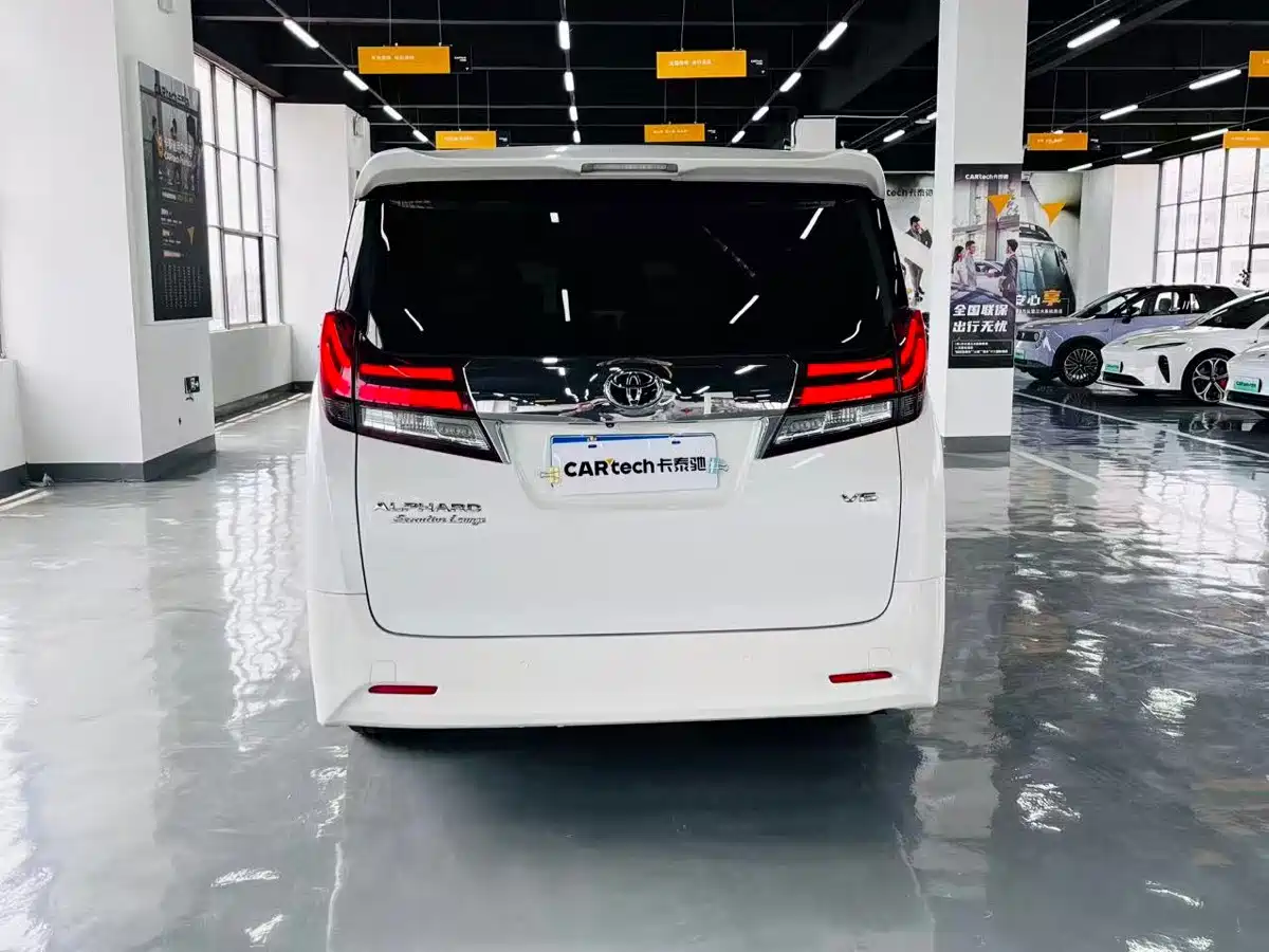 Toyota Alphard 2015 3.5L Premium Edition фото 7