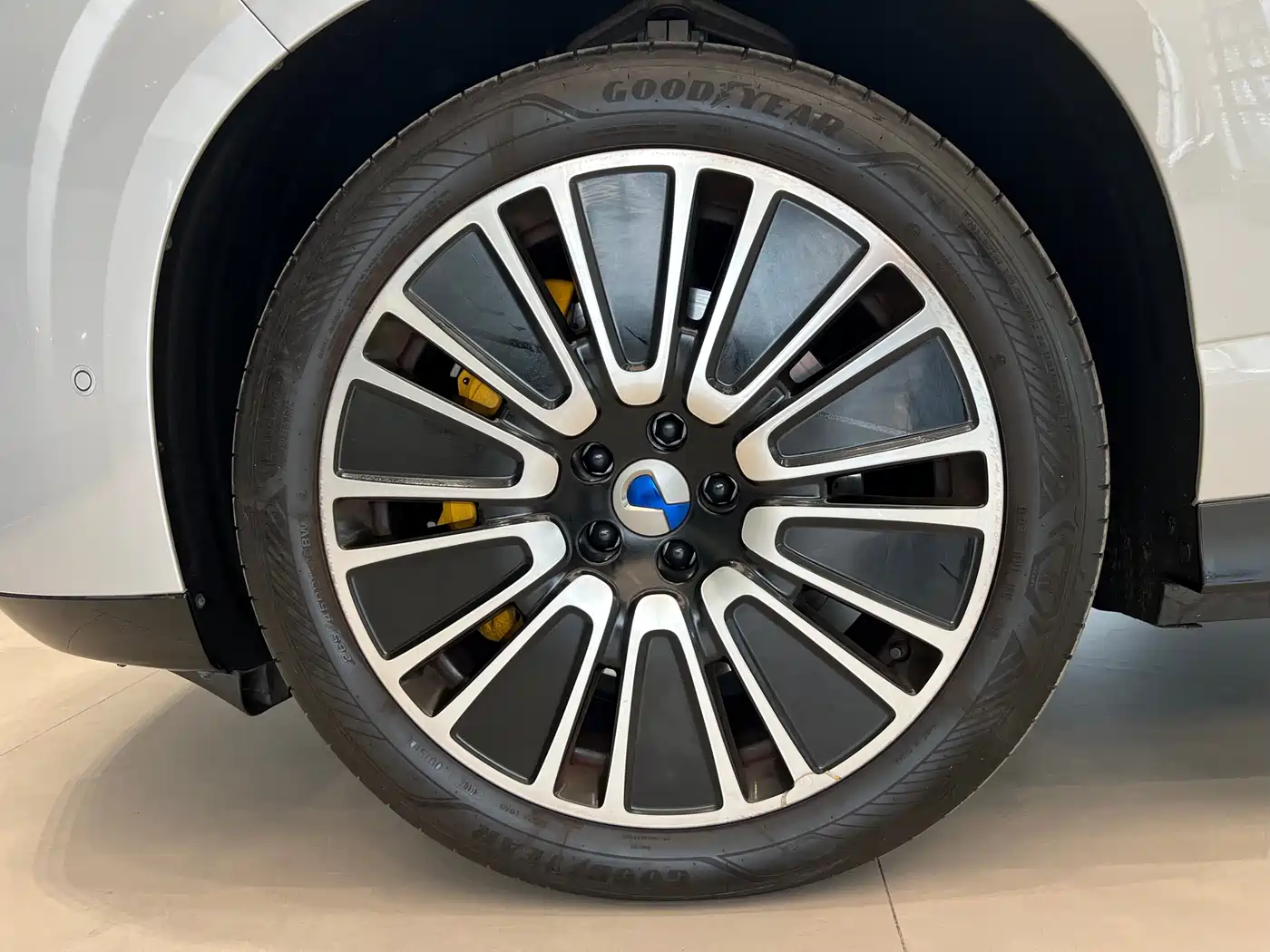 Denza N8L 2025 2025 Standard