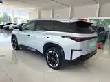 Фото 5 - Toyota bZ3X
