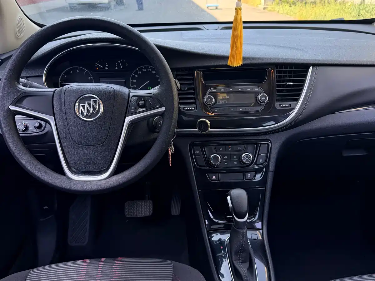 Фото 12 - Buick Encore