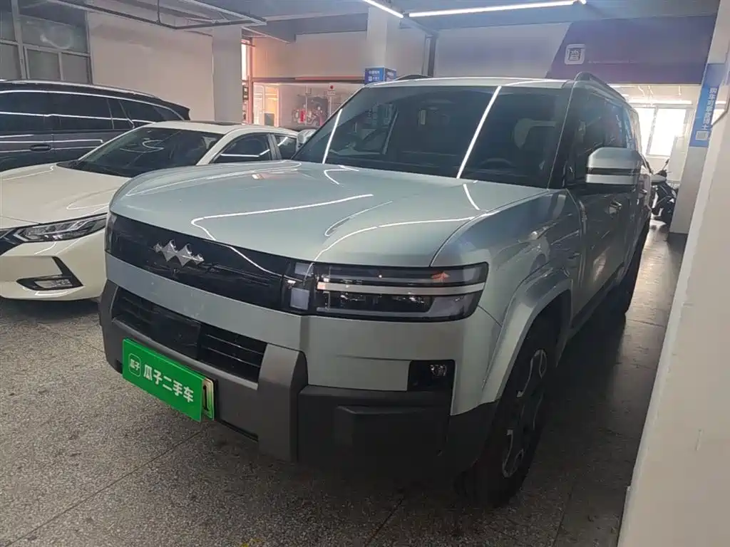 Fang Cheng Bao Titanium 7 2025 200KM Front-Wheel Drive Max Edition
