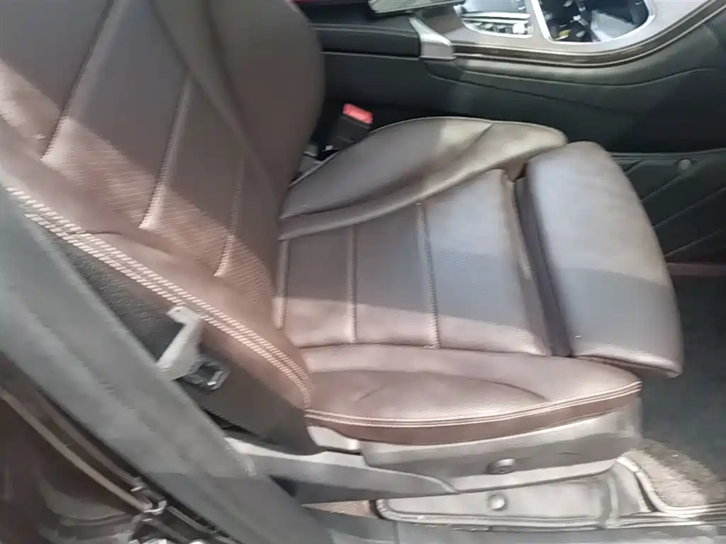 Mercedes-Benz GLC 2022 Facelift II GLC 260 L 4MATIC Luxury фото 25