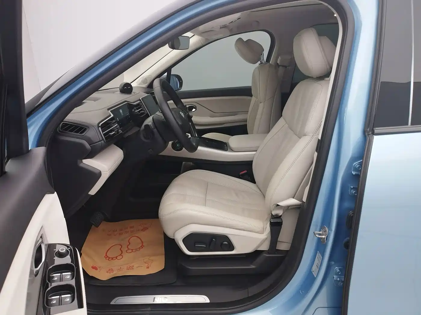 NIO ES8 2018 2018 Founder Edition
