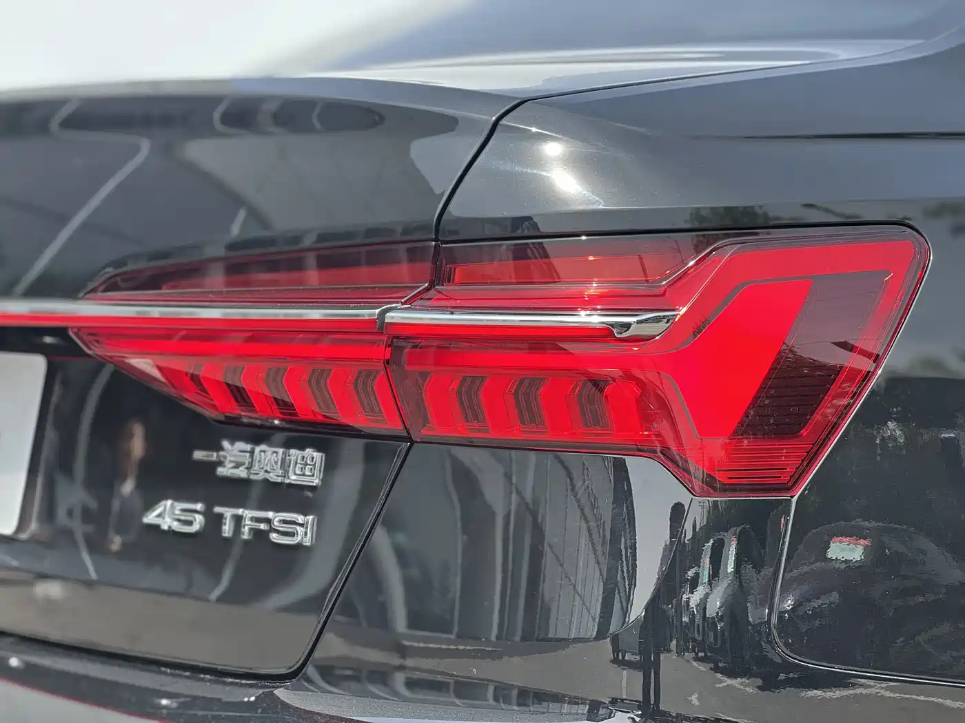 Audi A6L 2023 45 TFSI Premium Selection Dynamic фото 7