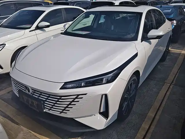 Changan Eado 2025 Blue Whale 1.5T 500Bar Premium