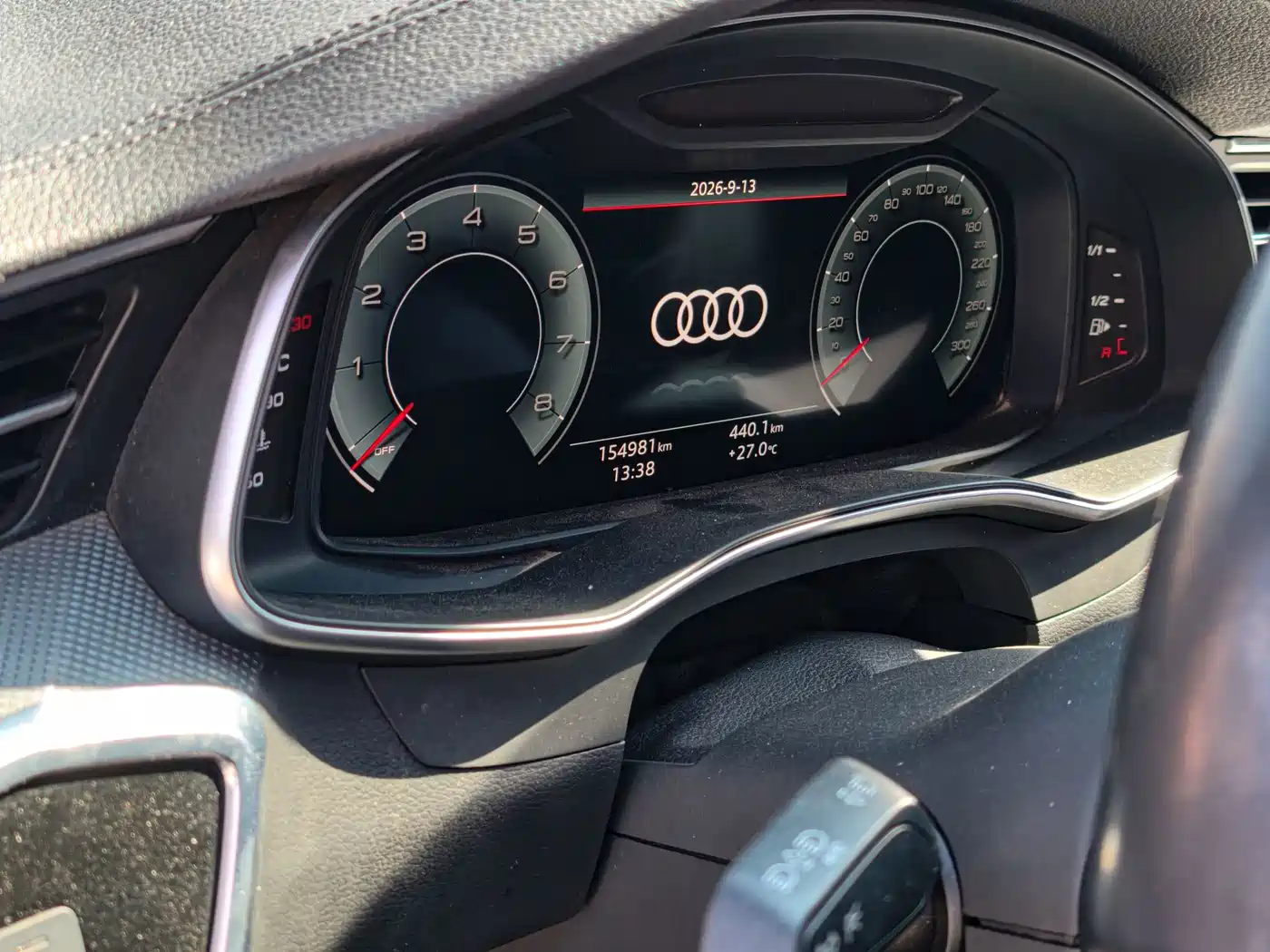 Фото 7 - Audi A6L