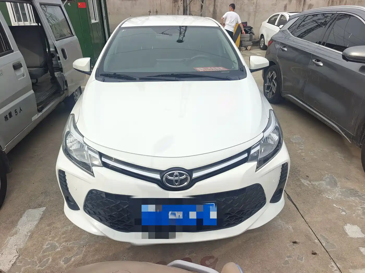 Toyota Vios FS 2022 1.5L 20th Anniversary Edition фото 2