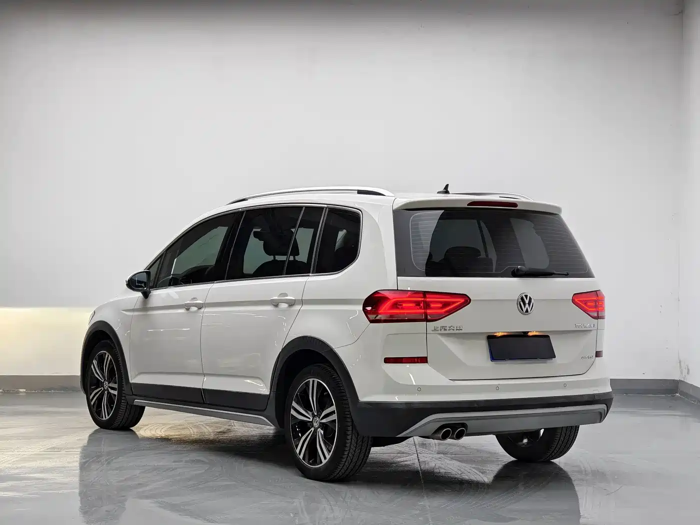 Volkswagen Touran 2019 2018 Touran L 280TSI DSG Cross Edition 7-seater China VI