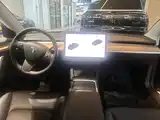 Фото 10 - Tesla Model 3