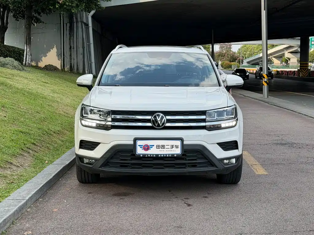 Volkswagen Tharu, миниатюра 2