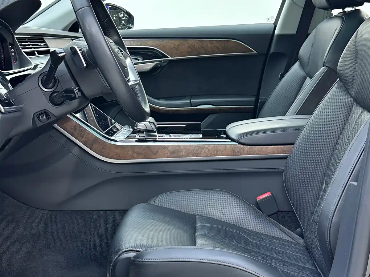 Audi A8 2019 Plus A8L 50 TFSI quattro Luxury фото 4