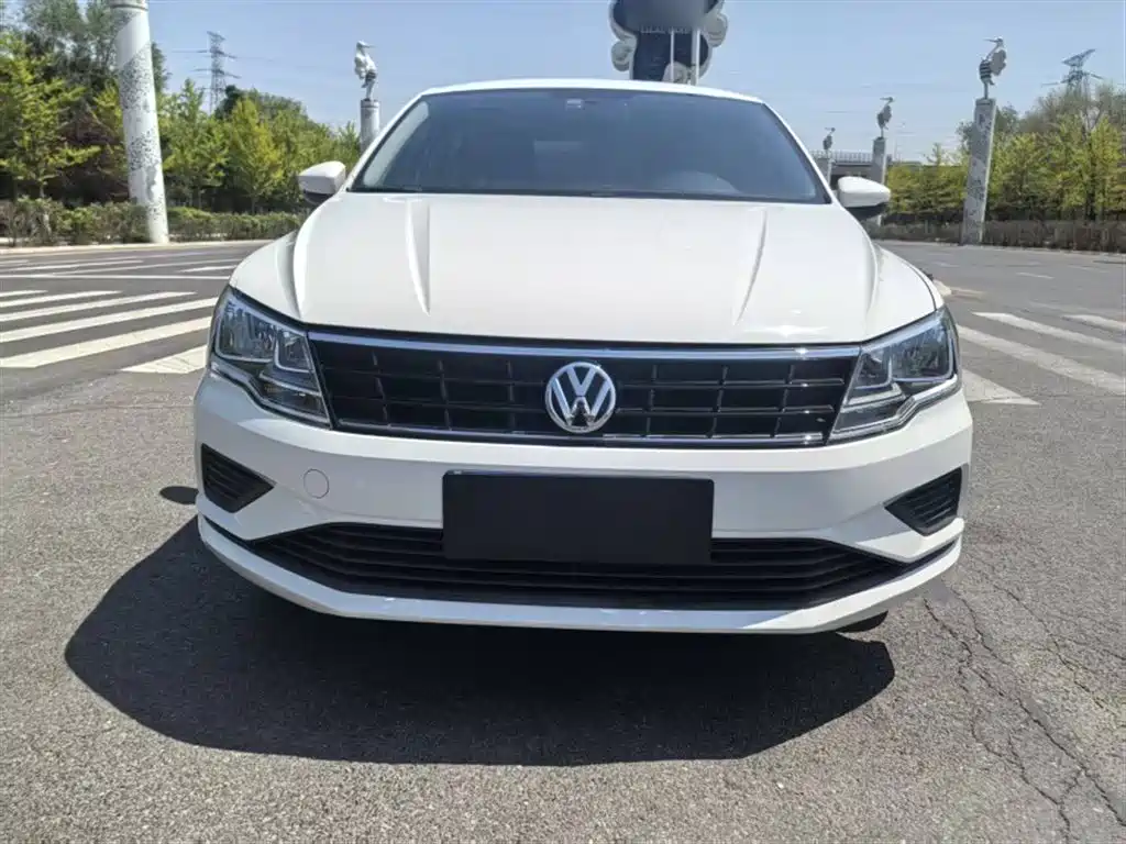 Volkswagen Jetta 2017 1.4L Manual Fashion фото 12