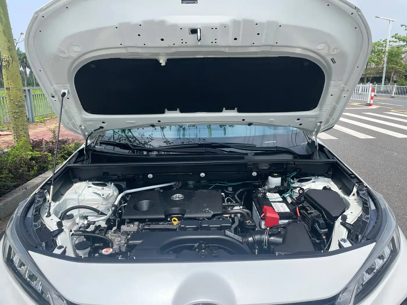 Toyota Wildlander 2021 2.0L CVT 4WD Luxury Edition фото 54