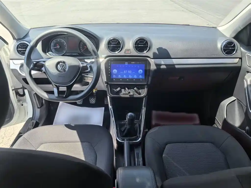 Volkswagen Jetta 2017 1.4L Manual Fashion фото 16