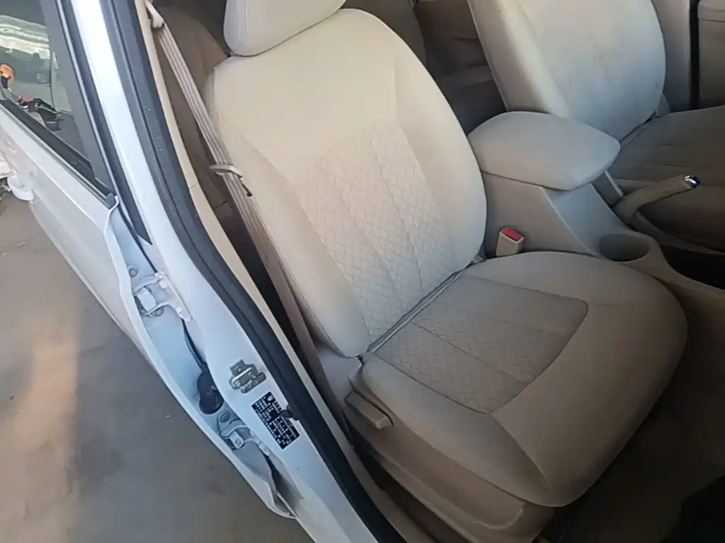 Baojun 730 2019 2019 1.5L Manual Value Edition 7-Seater China VI