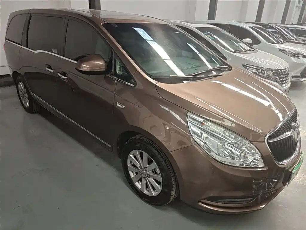 Buick GL8 2018 28T Premium Model China VI фото 4