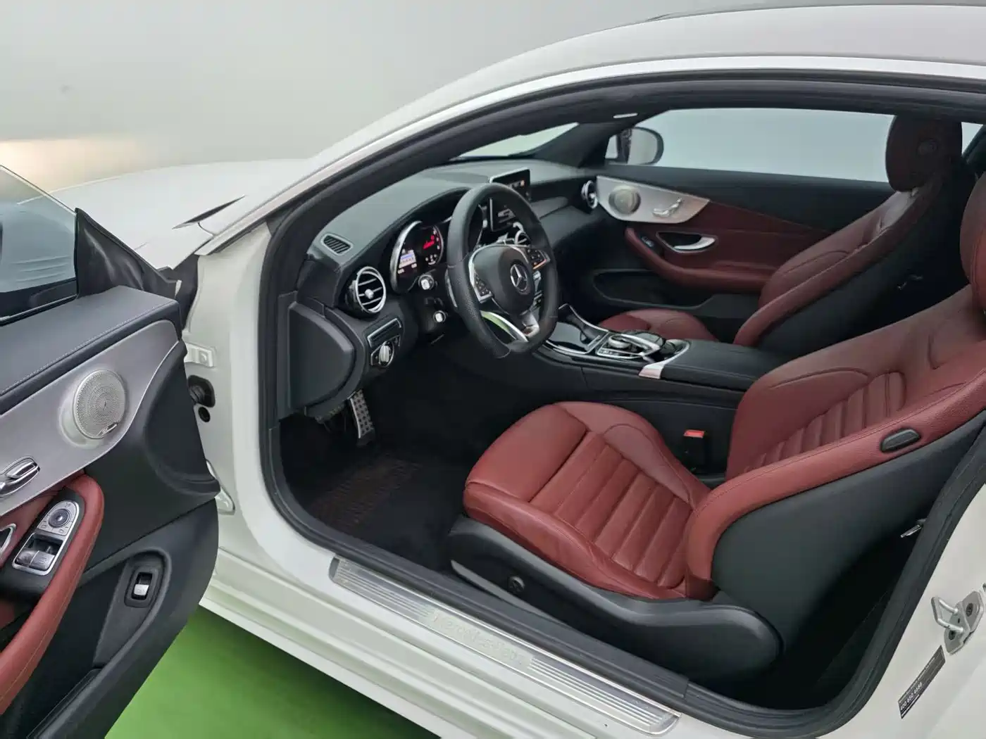 Mercedes-Benz C-Class (Import) 2016 C 200 Coupe фото 4