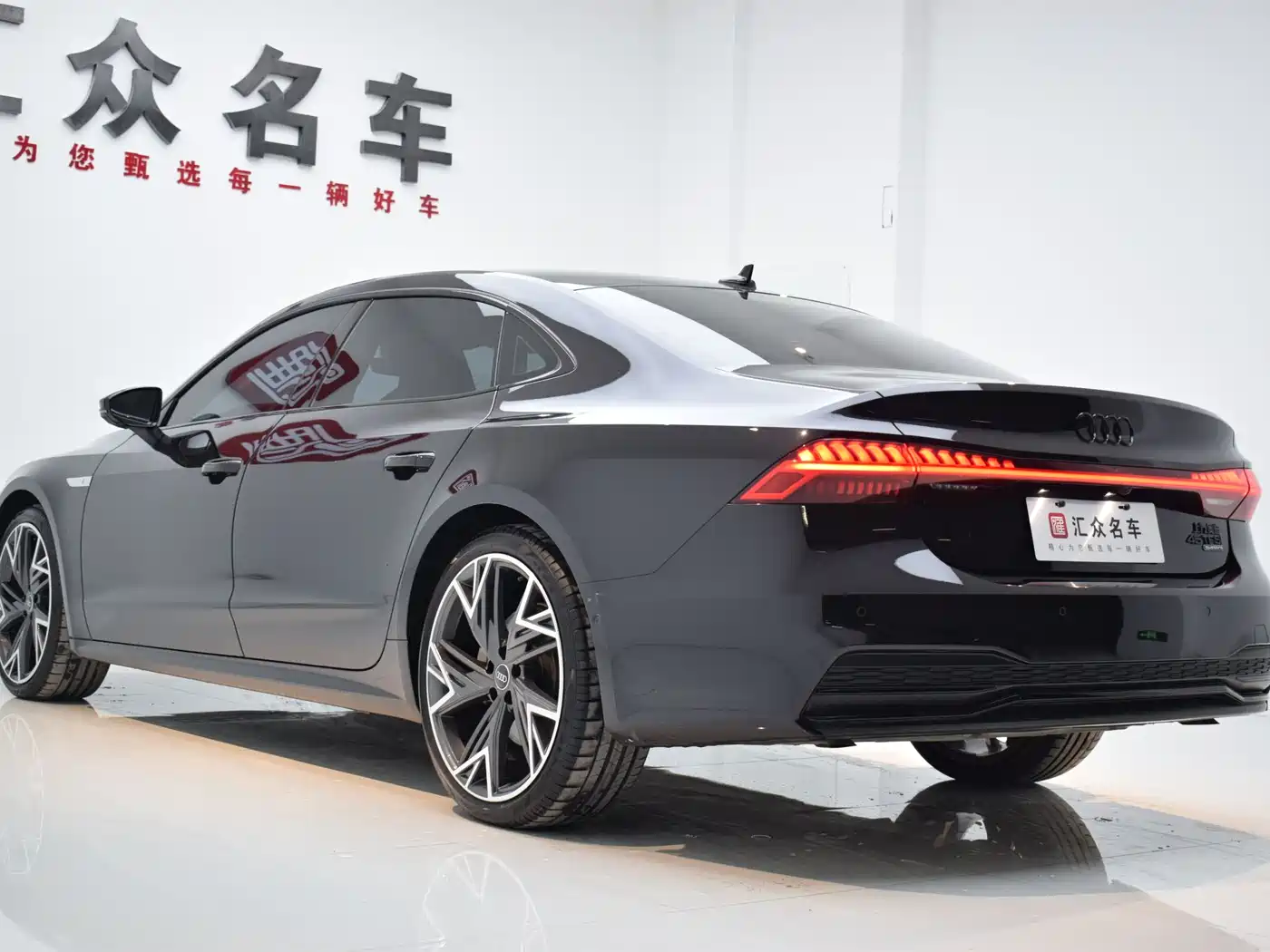 Audi A7L 2024 45 TFSI quattro S-line Black Warrior Edition фото 22