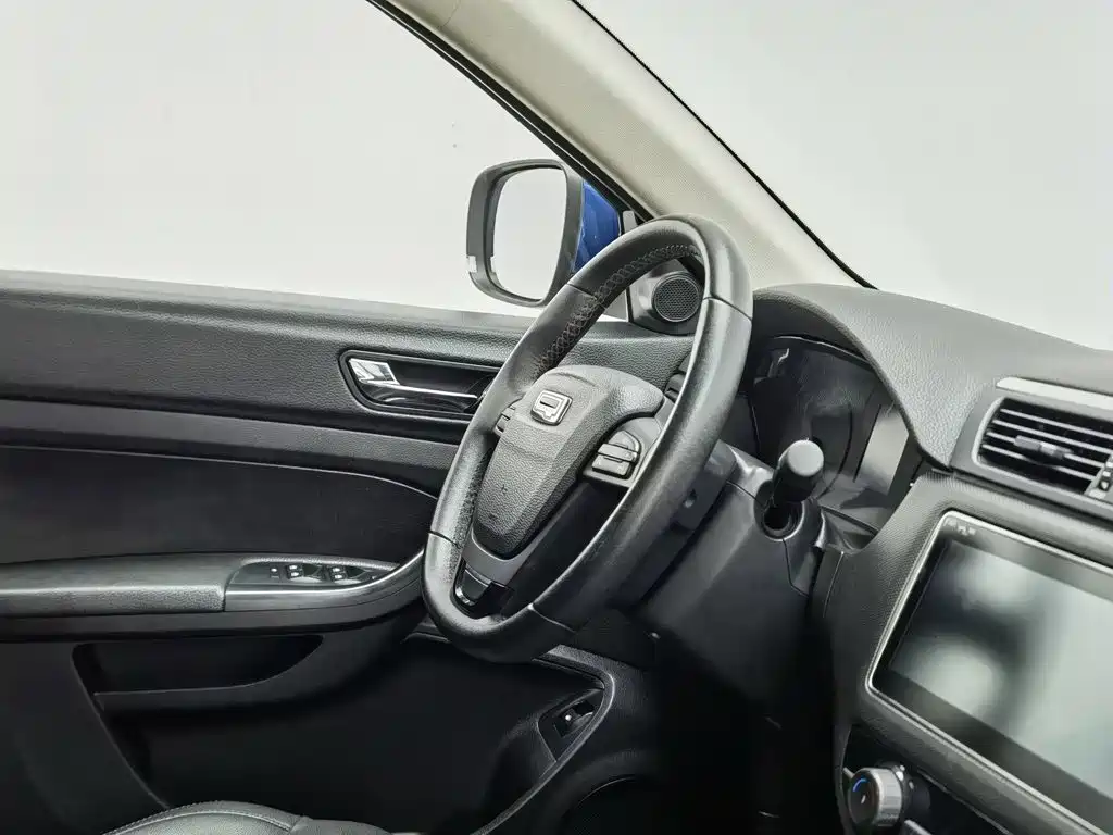 Qoros 5 2019 2018 Facelift 1.6T Automatic Leading
