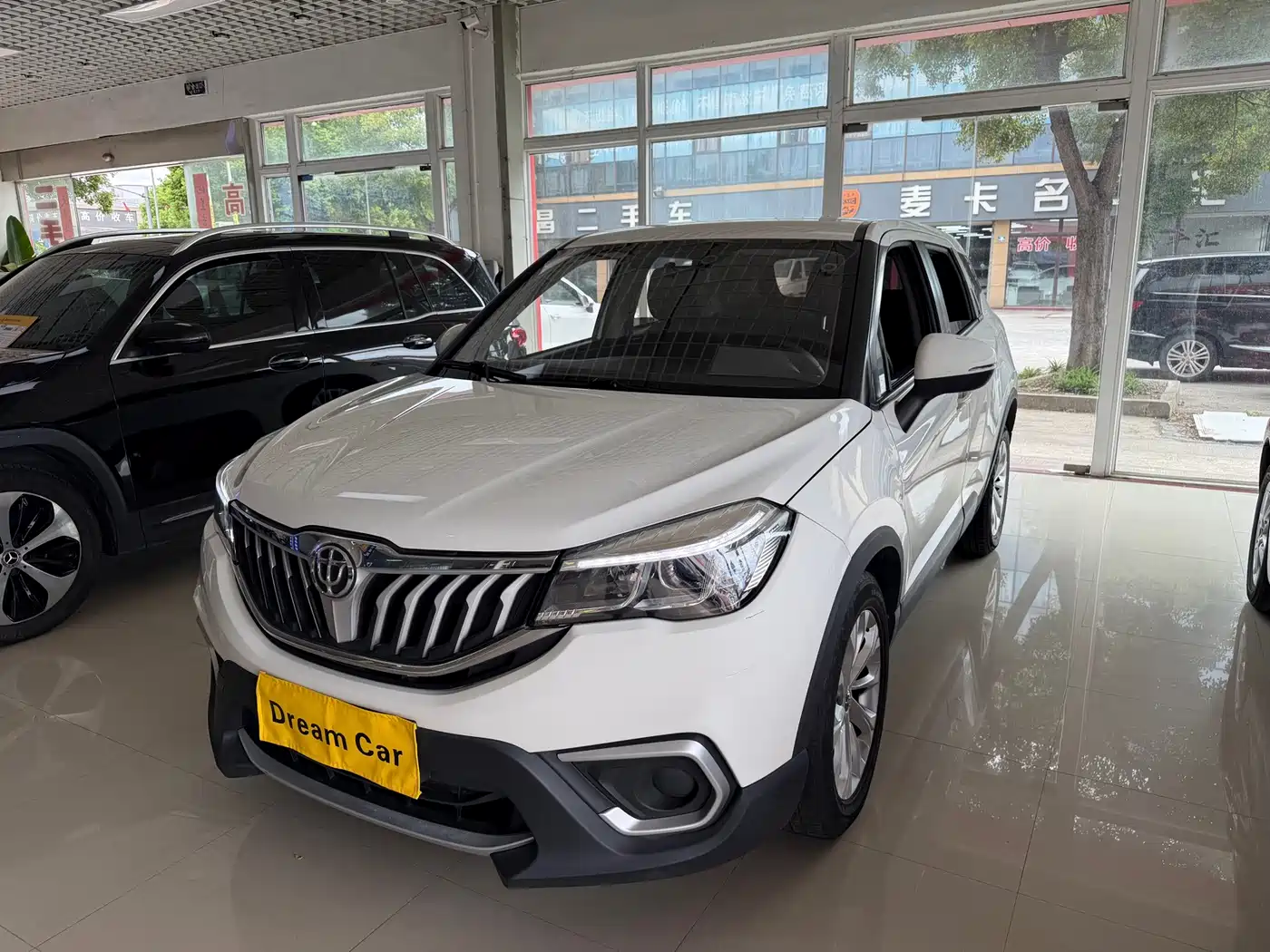 Zhonghua V3 2019 2019 Pre-production Model