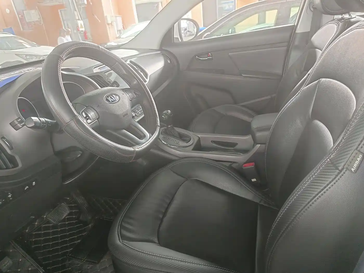 Фото 4 - Kia Sportage