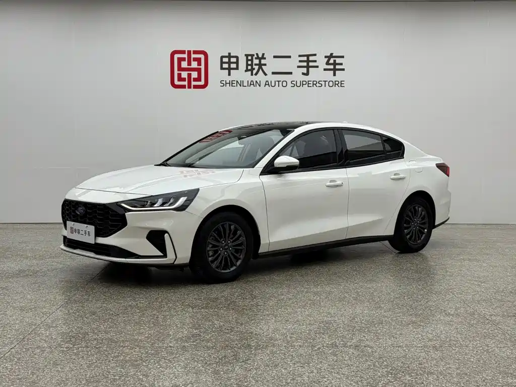 Ford Focus 2023 2022 Sedan EcoBoost 180 Auto Speed Edition