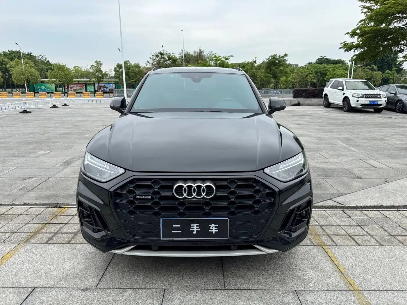 Audi Q5L 2023 45T Luxury Dynamic фото 2