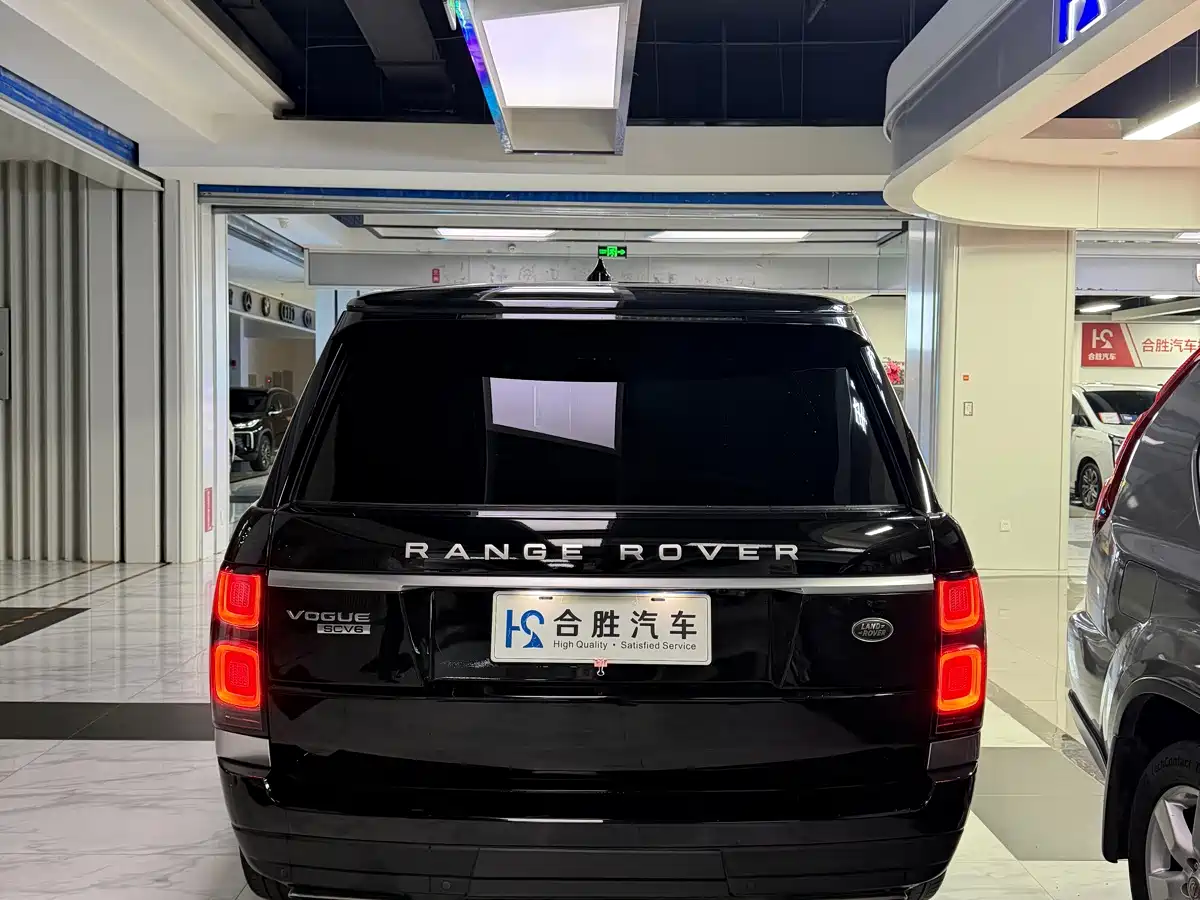 Фото 8 - Land Rover Range Rover