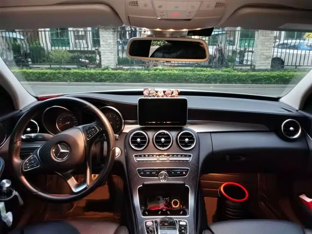 Mercedes-Benz C-Class 2015 C 200 L Sport фото 13
