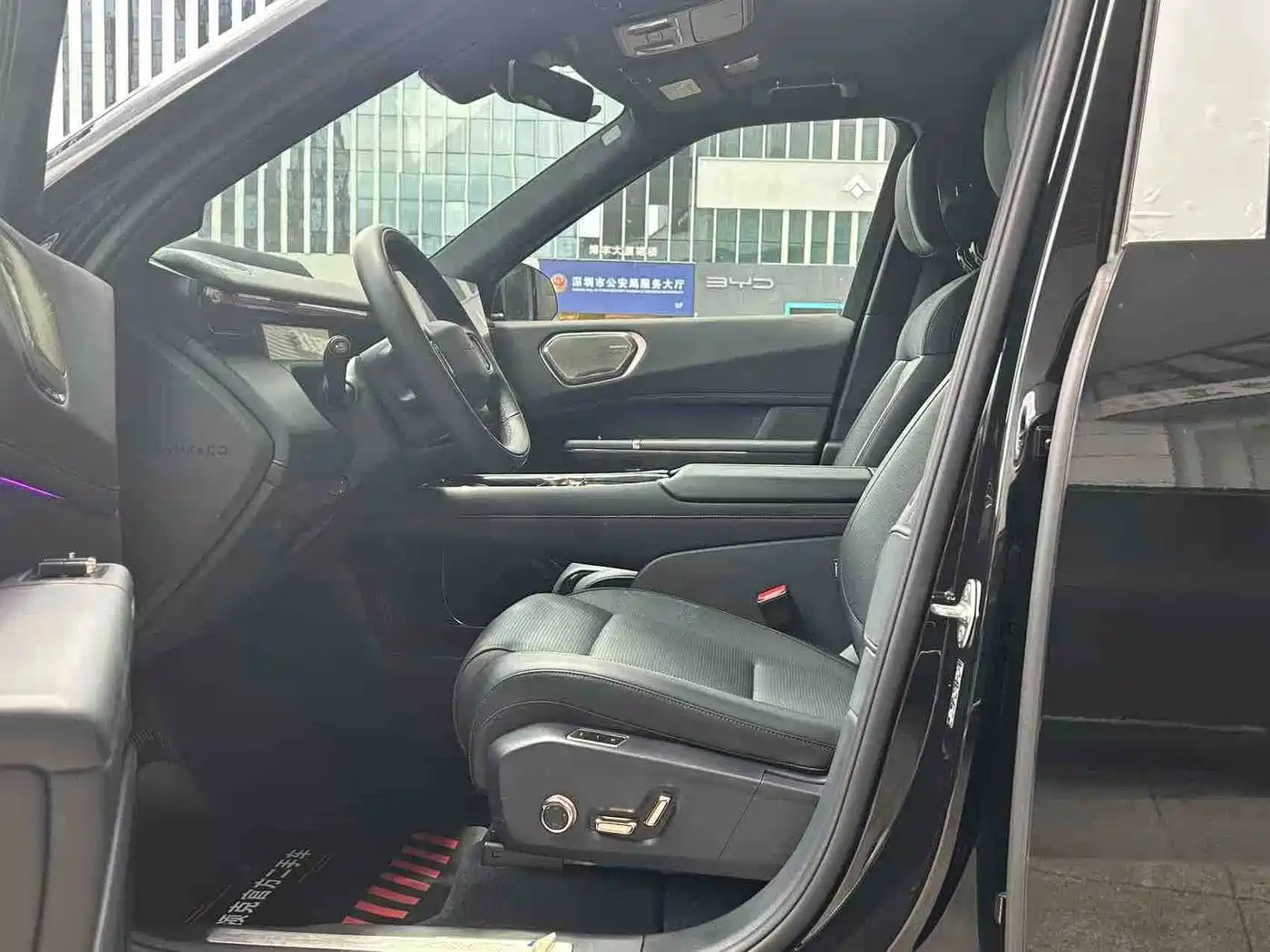 Lynk & Co 900 2026 2025 2.0T Ultra