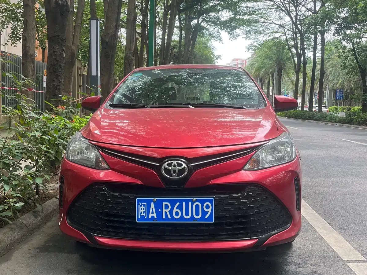 Toyota Vios FS 2017 1.5L CVT Fengchi Edition фото 8