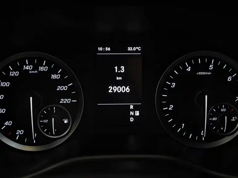 Mercedes-Benz Vito 2021 2.0T Business Edition 7-seater фото 10