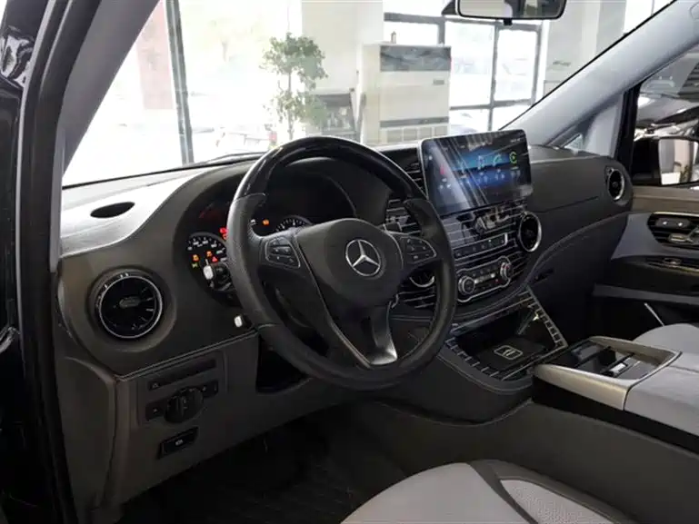 Mercedes-Benz Vito 2021 2.0T Business Edition 7-seater фото 16