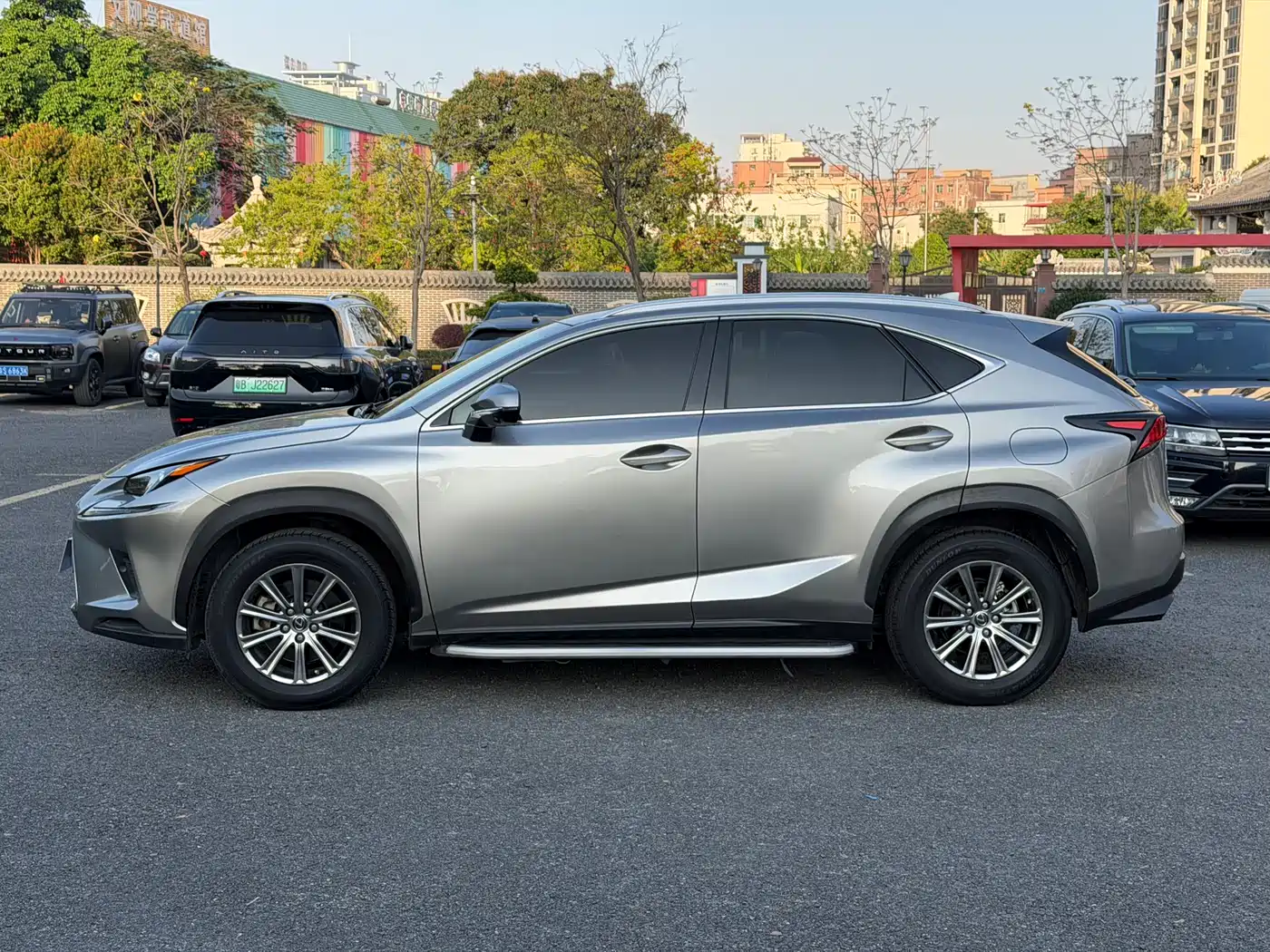 Lexus NX 2018 Model 300 FWD Fengxing Edition фото 4