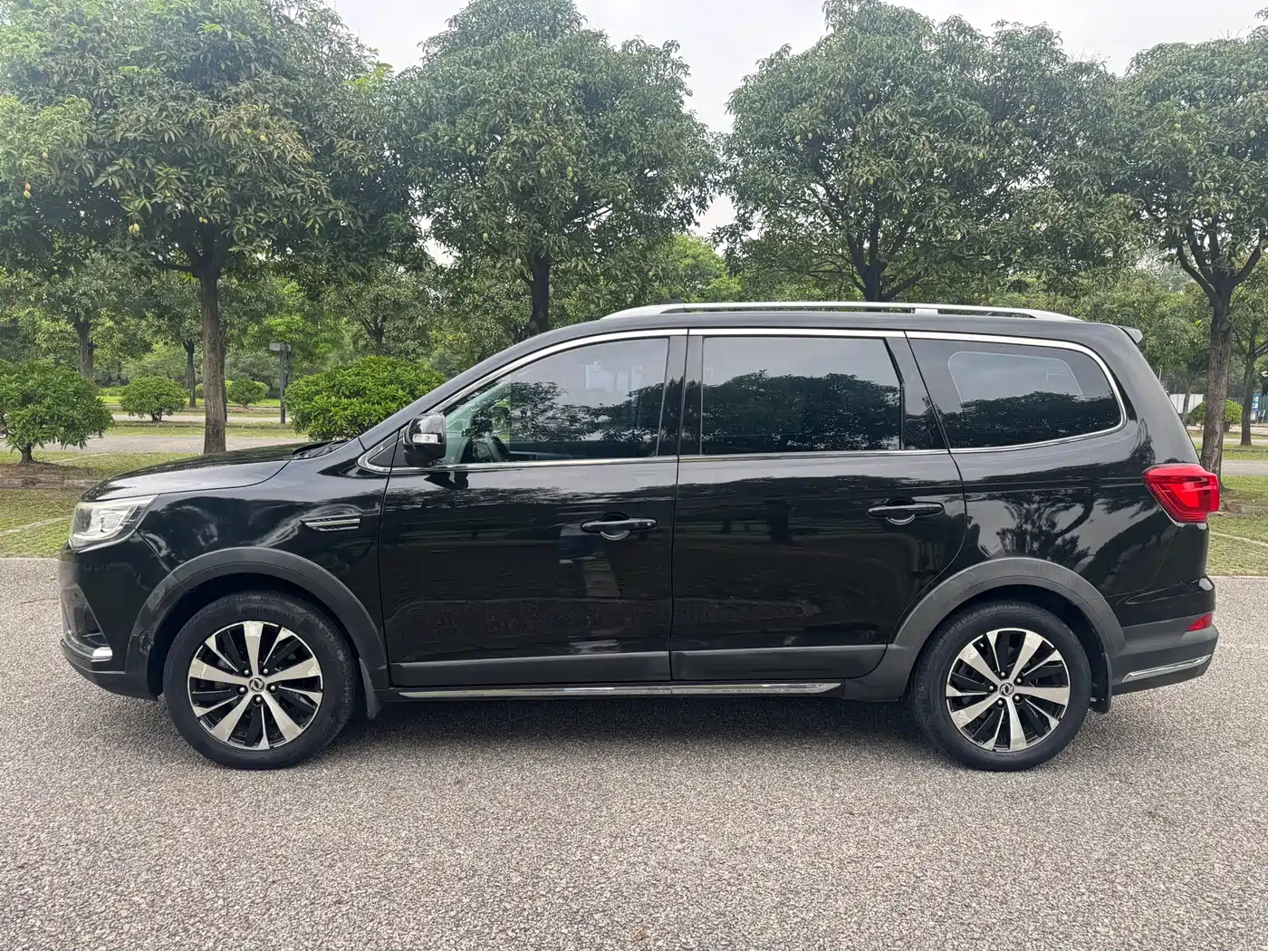 Dongfeng Fengxing Jingyi X6 2018 2017 Power Series 1.5T CVT Premium