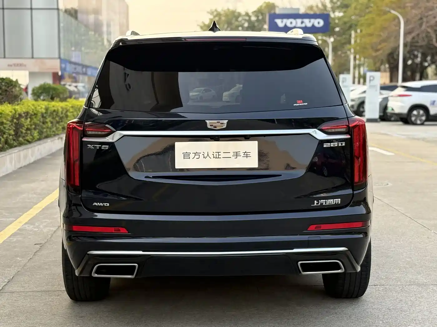 CADILLAC XT6