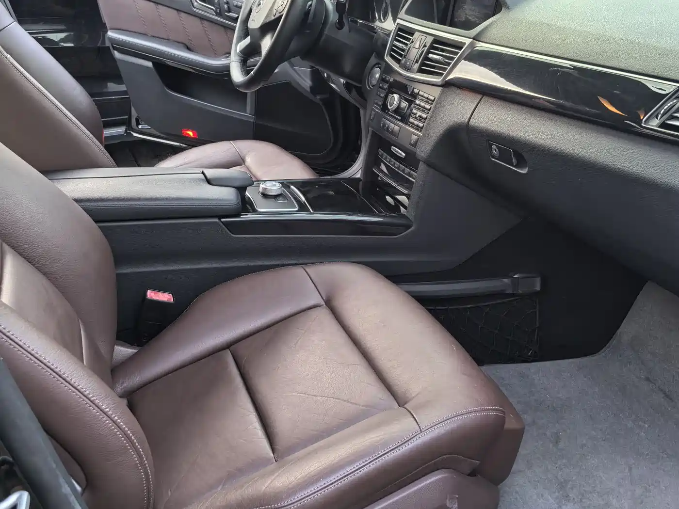 Mercedes-Benz E-Class 2010 2010 E 300 L Fashion