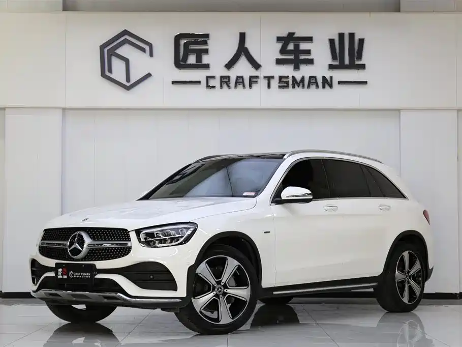 Mercedes-Benz GLC 2022 Facelift GLC 300 L 4MATIC Dynamic Collector's Edition